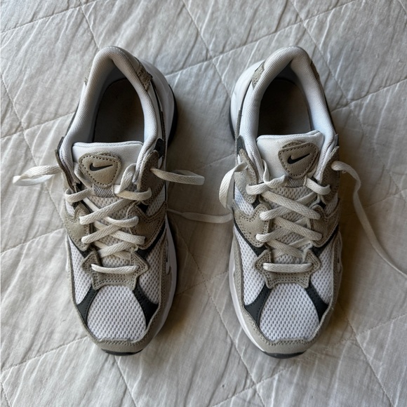 Nike AL8 Women’s Sneakers - Picture 3 of 7